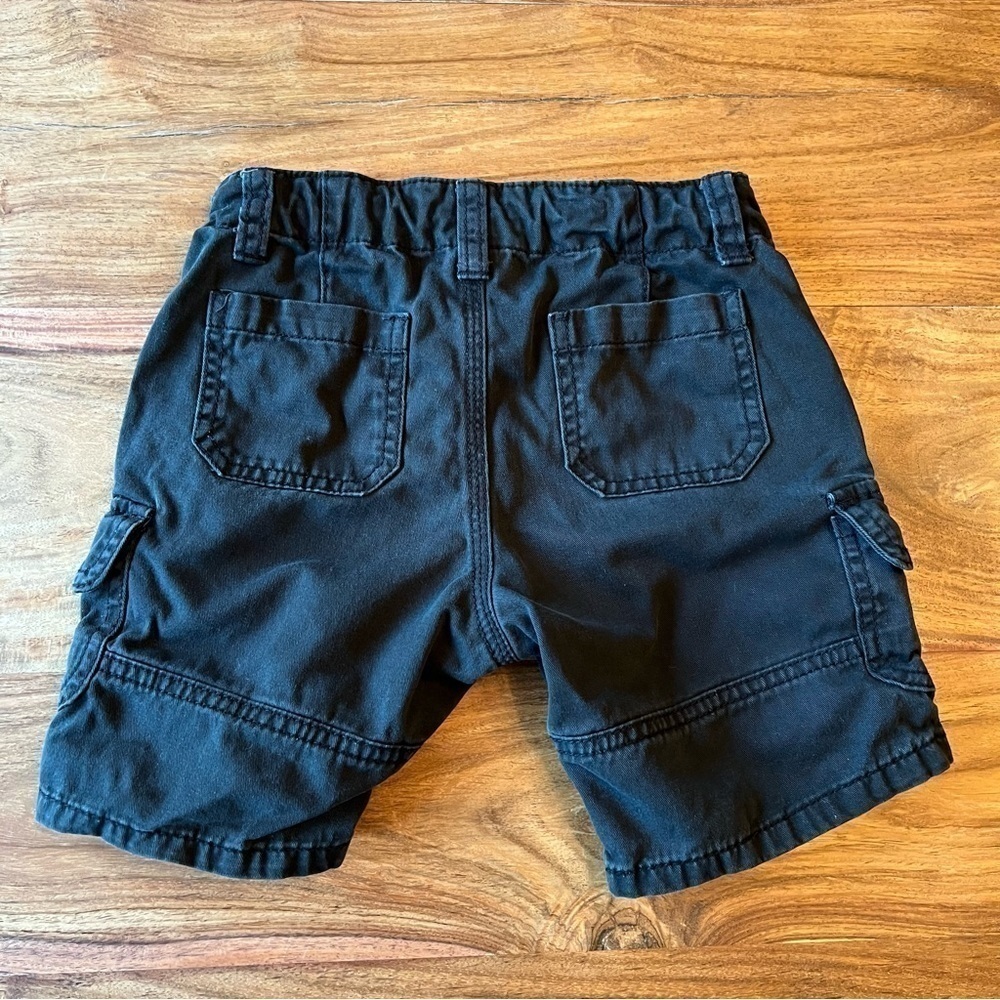 Buzz Cuts Black Cargo Shorts - Picture 4 of 5